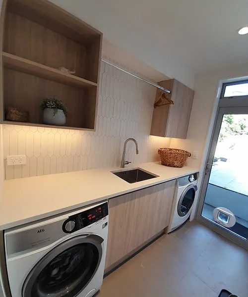 Oak style cupboards laundy room mellon bay portrait